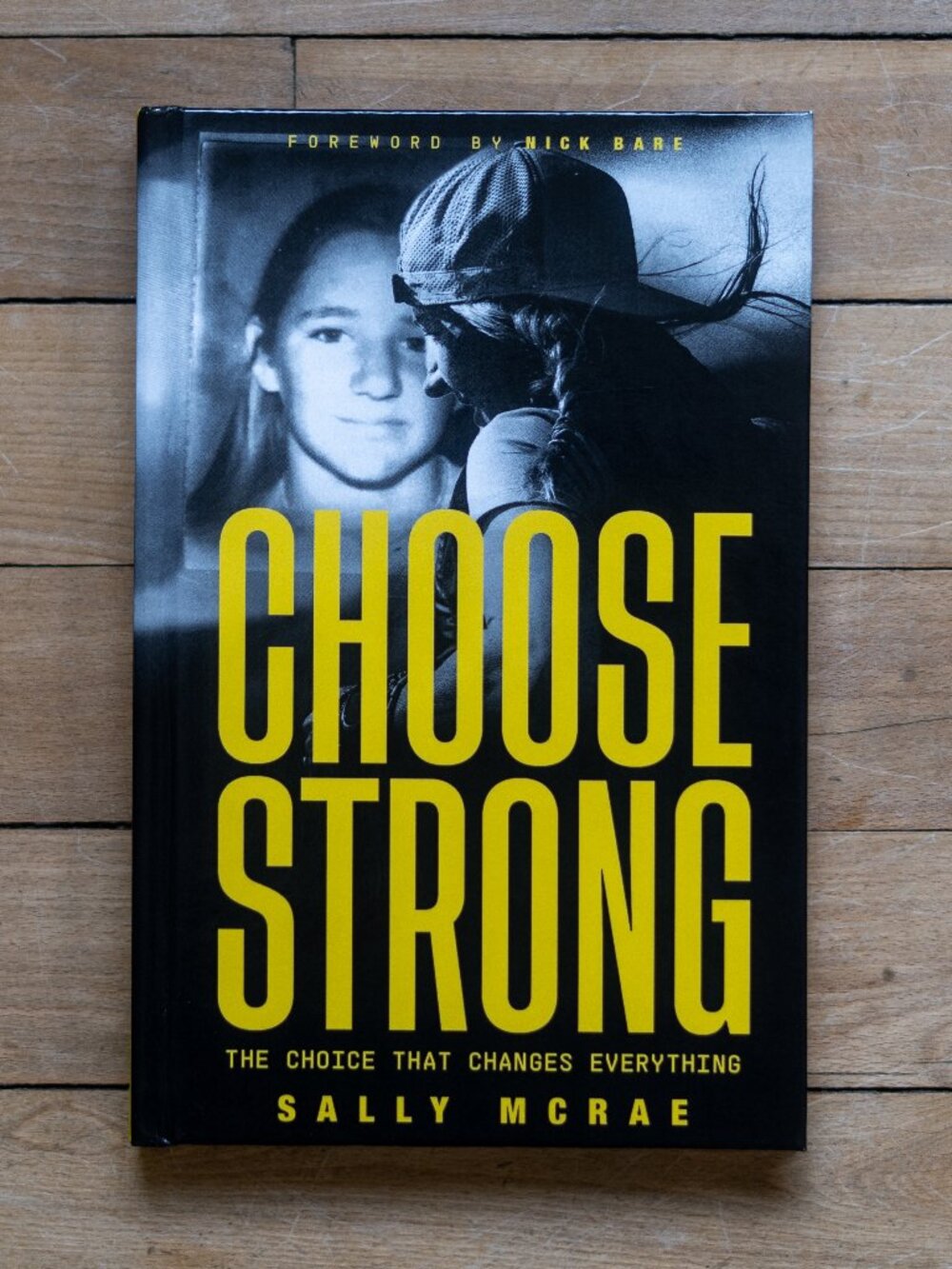 Choose Strong Book by Sally McRae (Hardcover)